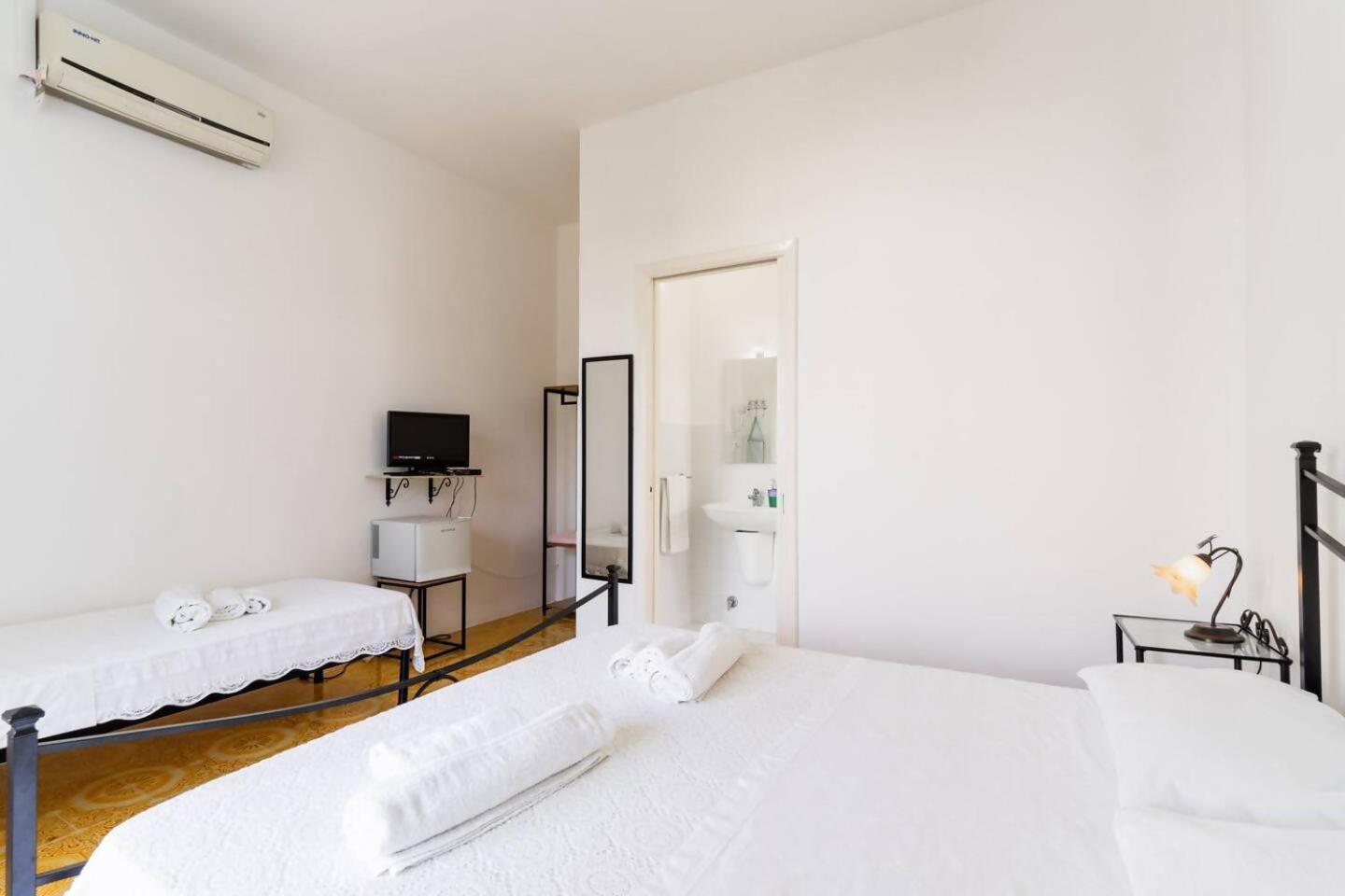 B&B Marchese By Vivimy Marina di Mancaversa Phòng bức ảnh