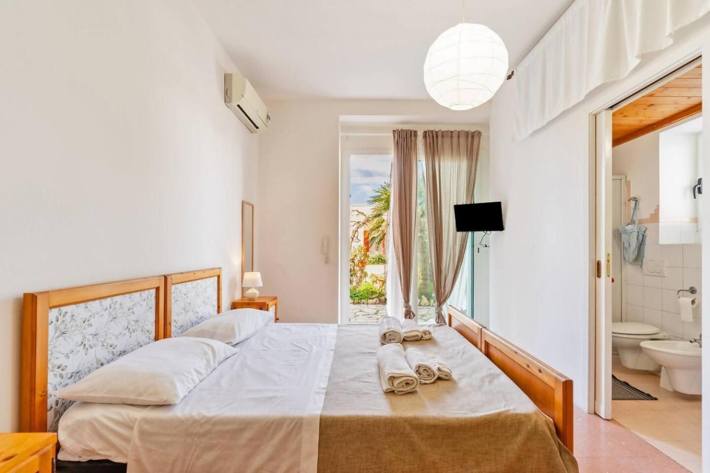 B&B Marchese By Vivimy Marina di Mancaversa Phòng bức ảnh
